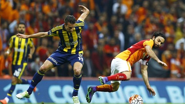 Calciomercato Fenerbahce: «Van Persie verso i Glasgow Rangers»