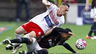 Calciomercato, ufficiale: l'ex Milan Boateng al Las Palmas per un anno