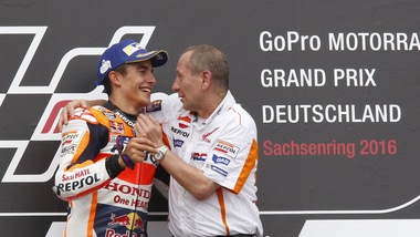 MotoGp, sentite come canta Marquez!
