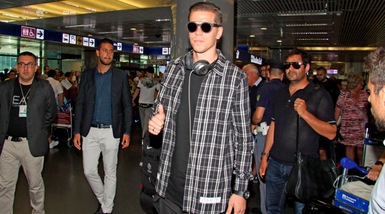 Roma, ufficiale il ritorno di Szczesny: «Alisson? Spalletti ha due grandi portieri»