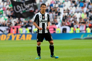 Calciomercato Juventus: il Valencia piomba su Hernanes, 6 milioni pronti per l'offerta