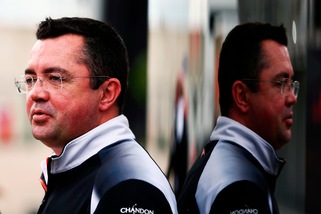 F1 McLaren, Boullier: «La priorità è sviluppare la vettura, niente test con Pirelli»