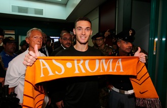 Calciomercato Roma, Vermaelen è arrivato a Fiumicino