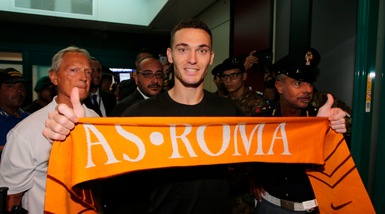 Calciomercato Roma, Vermaelen è arrivato a Fiumicino