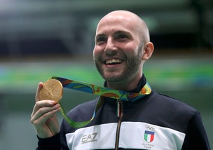 Olimpiadi, tiro a segno: ancora Campriani a 6,50