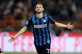 Calciomercato Juventus: Brozovic in vendita, ma serve l'aiutino