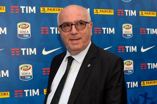 Serie A, Tavecchio: «Juventus già campione? No, la palla è rotonda»