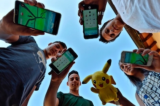 Pokemon Go, non si può più giocare in auto