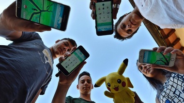 Pokemon Go, non si può più giocare in auto