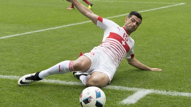 Calciomercato Bologna, è fatta per Dzemaili