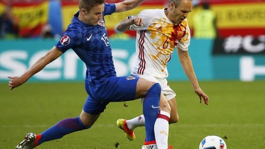 Calciomercato Napoli, fatta per Rog. Idea De Sciglio