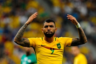 Calciomercato Juventus, allenatore Santos: «Gabigol via solo a dicembre»