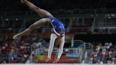 Simone Biles strega Rio 2016: ecco la nuova stella della ginnastica