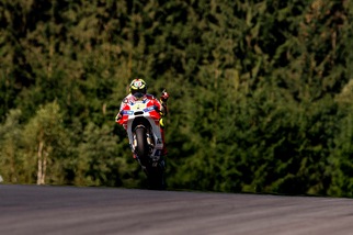 MotoGp, Doppietta Ducati in Austria: vince Iannone, Rossi quarto