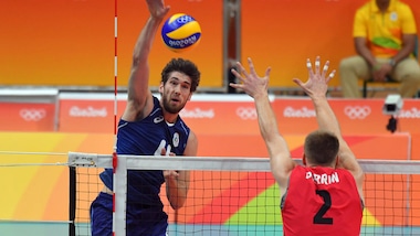 Italia sconfitta ininfluente. Nei Quarti sfida all'Iran