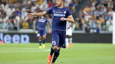 Calciomercato Bologna, per la difesa Heurtaux o Gonzalez