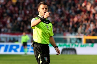 Gli arbitri della prima di Serie A: a Massa Juventus-Fiorentina, Damato per Milan-Torino