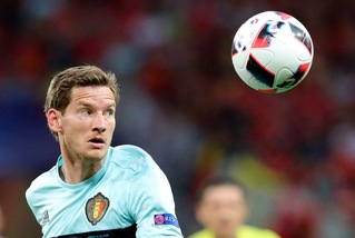 Calciomercato Inter, De Boer ha chiesto Vertonghen