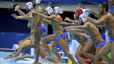 Olimpiadi, Pallanuoto: Settebello, la medaglia vale 2,10
