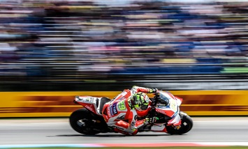 MotoGp, Brno: Marquez in pole, Valentino Rossi solo sesto