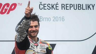 MotoGp: Crutchlow domina, che rimonta di Rossi!