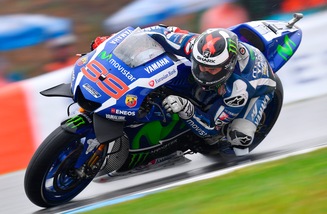 MotoGp, test Brno: Lorenzo e Rossi i più veloci