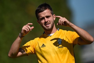 Juventus, Pjanic torna in gruppo a Vinovo: pronto per la Lazio