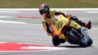 Moto2, Rins cade in allenamento: clavicola fratturata