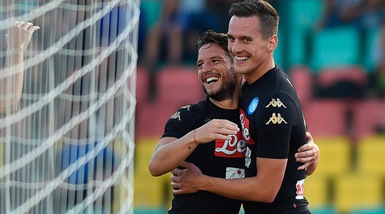 Diretta Napoli-Milan dalle 20.45. Le formazioni ufficiali