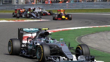F1 Gp Belgio: vince Rosberg, male le Ferrari