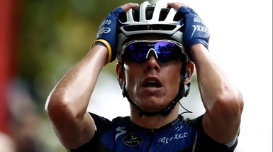 Vuelta: doppio colpo De la Cruz, tappa e maglia