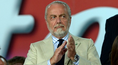 Calciomercato, tifosi Juventus a De Laurentiis: «Sei il nostro San Gennaro»