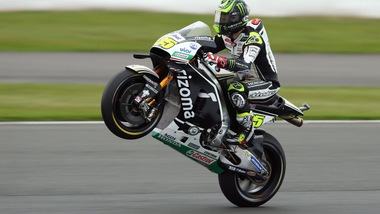 MotoGp Silverstone: Crutchlow in pole davanti a Rossi