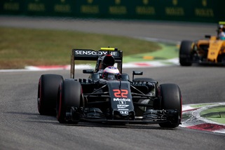 F1 McLaren: nel 2017 Vandoorne con Alonso