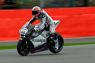 MotoGp Silverstone, Hernandez il più veloce nel Warm up