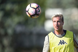 Martinez si allena, Maxi Lopez si ferma: ancora allarme attacco al Torino