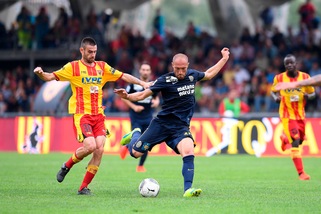 Serie B: Pro Vercelli-Cittadella 1-5; Novara-Salernitana 1-0; Benevento-Verona 2-0