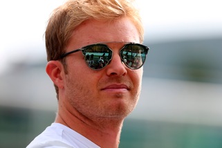 F1 Mercedes, Rosberg: «Red Bull favorita a Singapore»