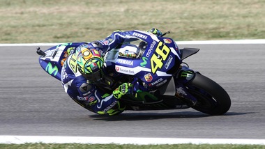 MotoGp, Rossi: a 5,00 l'impresa mondiale