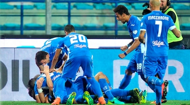 Serie A, Empoli-Crotone 2-1: Costa decide, Gilardino tocca quota 500