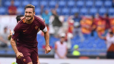 Totti conquista le quote: in lavagna tutti i gol del capitano