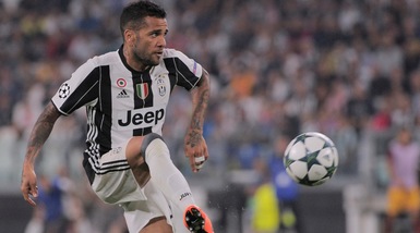 Juventus, Dani Alves: «Tanta sfortuna sotto porta»