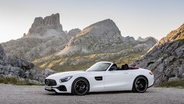 Mercedes AMG GT Raodster: foto
