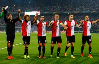 Feyenoord-Manchester United 1-0: Vilhena beffa Mourinho