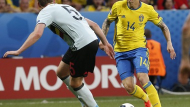 Calciomercato Inter: «Per la difesa piace Lindelof del Benfica»