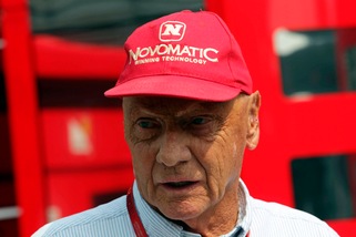 F1, Lauda a Verstappen: «Dallo psichiatra insieme, decide lui chi resta»