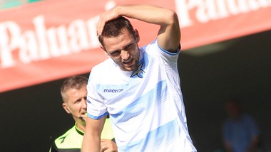 Calciomercato Lazio: «Il Chelsea in pressing su de Vrij»