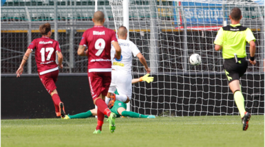 Serie B: Cittadella-Novara 3-1; Spezia-Pro Vercelli 2-1; Verona-Avellino 3-1