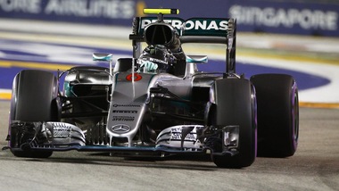 F1, Gp Singapore: Rosberg favorito, Ricciardo ci prova a 3,50