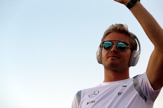 F1 Singapore, Rosberg: «Non penso al Mondiale»